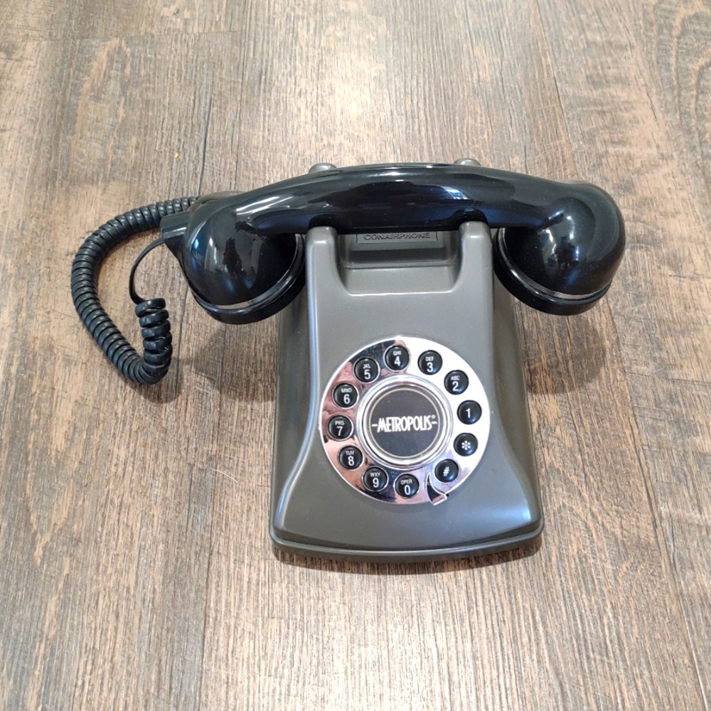 Metropolis vintage style dial handheld phone - decor